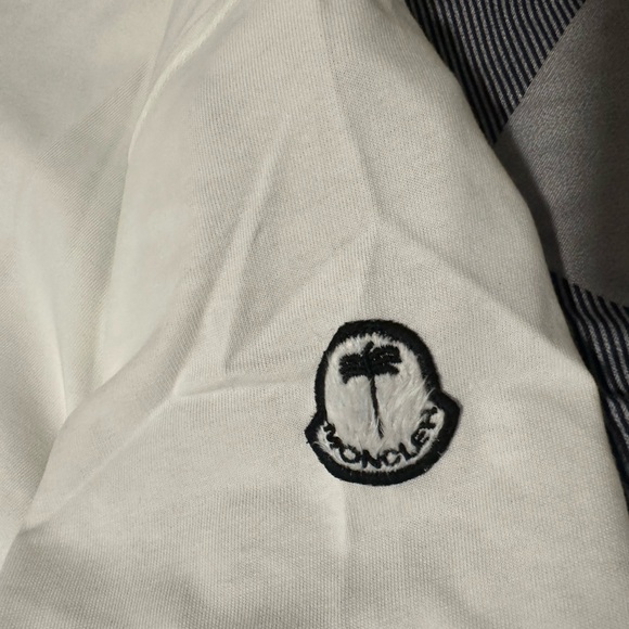 White Tsirt moncler and Palm angels collab - Picture 4 of 8